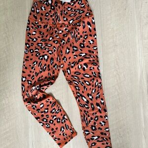 NEW fabletics Leggings - Small